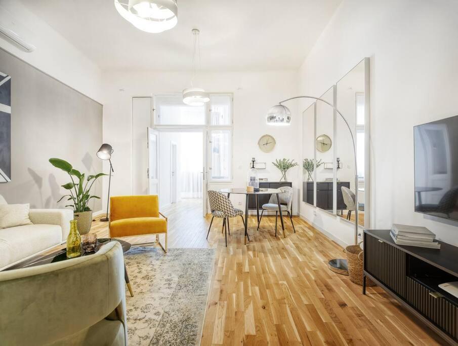 Agravista Main Square Residence By Irundo Zagreb Luaran gambar
